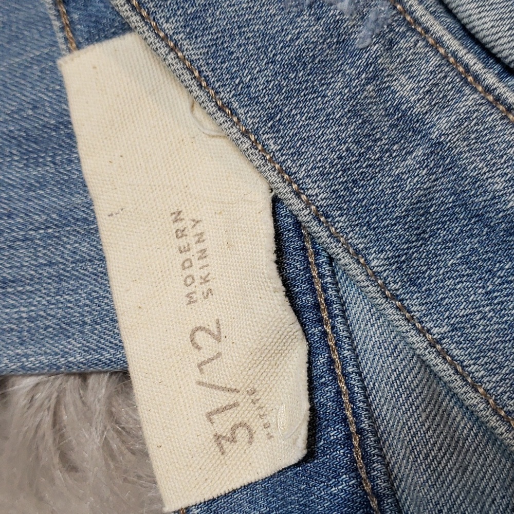 LOFT Modern Skinny Jeans size 12 P - Picture 4 of 9